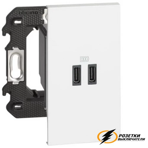 Зарядка USB 2 порта C 3000mA Living Now белая