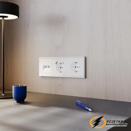 Розетка с USB зарядкой 2 порта, А+C 3,2 mA Voltum S70 белая матовая VLS040501