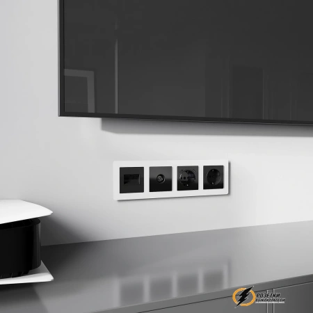 Розетка компьютерная rj45 двойная cat 5e Werkel белая